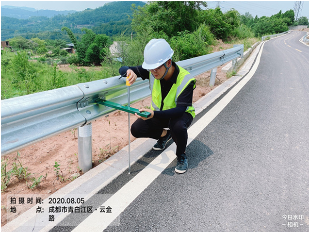 決戰(zhàn)決勝脫貧攻堅(jiān)   揚(yáng)新時(shí)代奉獻(xiàn)精神